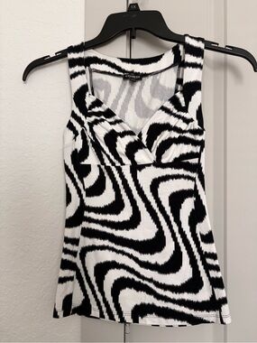 Express Black & White Zebra-Print V-Neck Tank